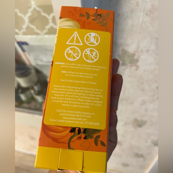 NWT Yankee Candle 3 Mini Candle Pumpkin Season - Picture 6 of 9